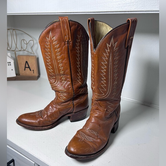 Dan Post Shoes - Vintage Dan Post Women’s Western Boot Size 8C Brown Leather Classic Flare Cowboy